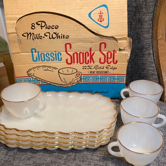 Anchor Hocking Dining Anchor Hocking Vintage Snack Set Poshmark